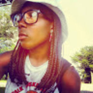 Meet your Posher, Iesha